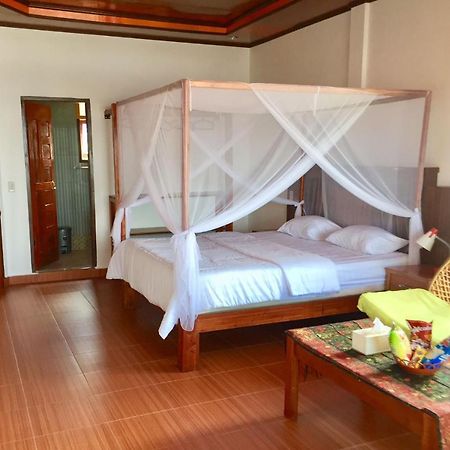 Toba Sunset Bed & Breakfast ตุกตุก ภายนอก รูปภาพ