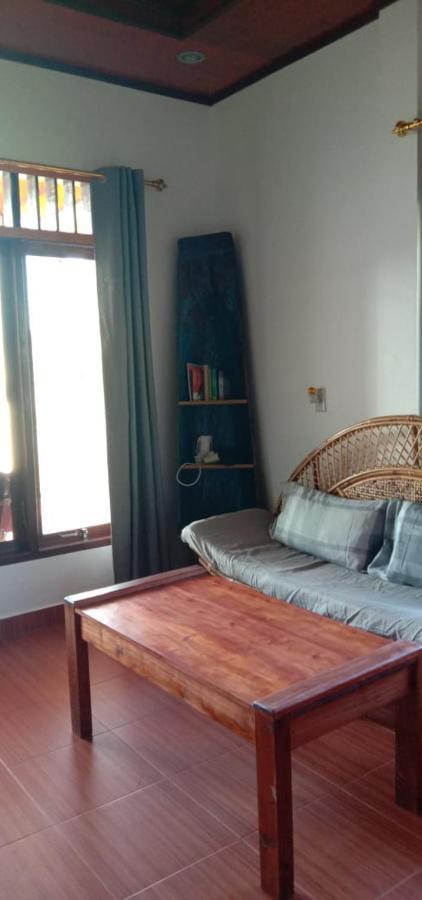 Toba Sunset Bed & Breakfast ตุกตุก ภายนอก รูปภาพ